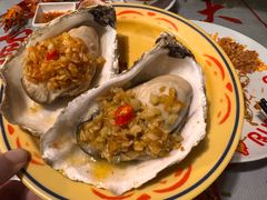 蒜蓉烤乳山生蚝-辉记炭烧海鲜大排档·老字号(福田店)