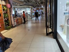 -卜蜂莲花(浦江城市生活广场店)