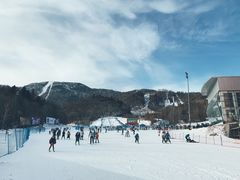 -亚布力新体委滑雪场