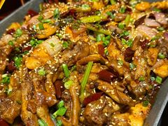 香辣雪豆糯香鸭掌-何师烧烤Pro ·江湖川菜·小龙虾·精酿(太古里旗舰店)