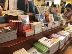 -果戈里书店