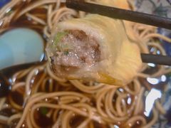 -老新隆牛肉锅贴(新街口店)