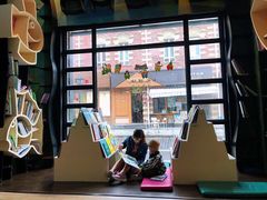 -钟书阁(松江泰晤士小镇店)