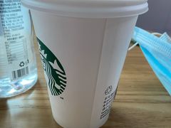 红茶拿铁鸳鸯-星巴克(北京南站2B检票口)