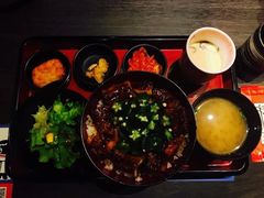 鳗鱼饭-名代宇奈备长炭烧鳗鱼居酒屋
