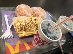 -麦当劳(郑州银基店)