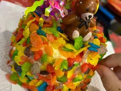 彩虹奶油蛋糕-玲婧胡同·生日蛋糕·餐厅(嘉里城店)