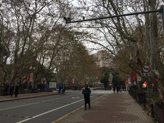 -同济大学本部学苑饮食广场