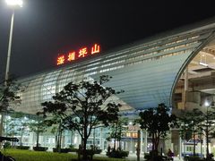 -深圳坪山站