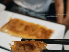 山东锅贴肉-老牌坊鲁菜名店(宽厚里店)