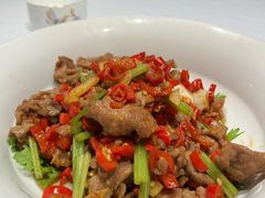 小炒黄牛肉-鱼翅楼·津派砂锅鱼翅(水上公园店)