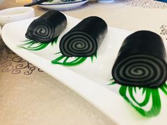 香柠芝麻卷-纳福苑(亮庆餐饮分店)
