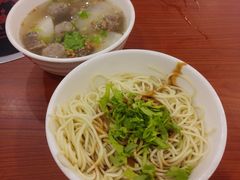 -阿波潮汕牛肉火锅·汤粉面(拱北店)