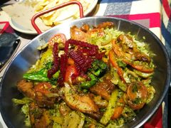 青酱鸡排铁锅饭-遇见西木美式餐厅(体育路店)