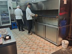 -贯贯吉·清真餐厅(浙江中路店)