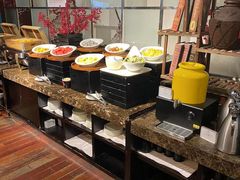 自助取餐区-聚春园自助餐厅(东街口店)