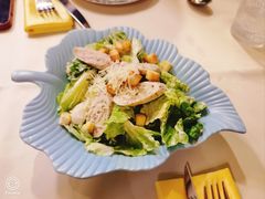 凯撒鸡肉沙拉-老井俄式餐厅