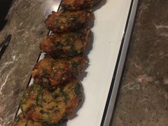 -三人行骨头王火锅(长寿店)