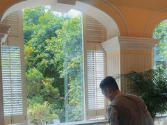 -荟景阁葡国餐厅