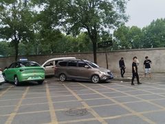 -李姑婆鲜切牛肉火锅自助(凤城二路店)