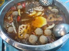 -湾区九号鲜切牛肉火锅(明珠南路店)
