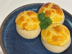 酥皮叉烧包-白天鹅宾馆-玉堂春暖餐厅