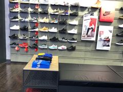 -NIKE KICKS LOUNGE体验店(北京新中关店)