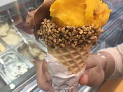 -VENCHI 闻绮(上海佛罗伦萨小镇店)
