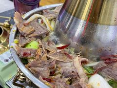 -撒拉人家.酸菜牦牛肉火锅