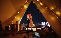 -雪中彩影婚纱摄影·微光艺术中心