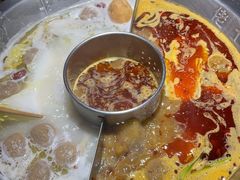 -佬土鹅肠火锅(中建大观店)