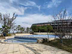 -上海滴水湖皇冠假日酒店