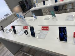 -荣耀授权专卖店(黄浦浙江中路店)
