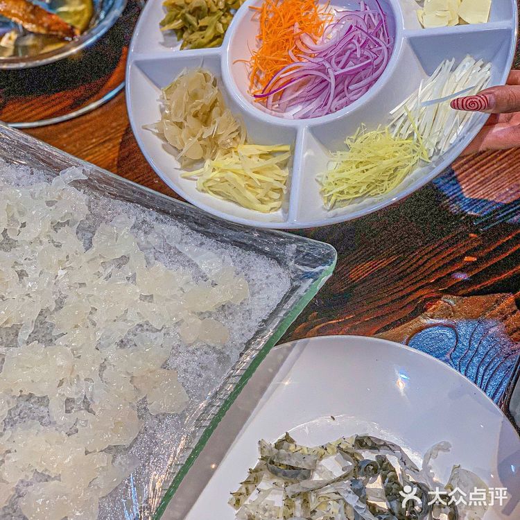 你没看错‼️在广州也能吃到正宗的顺德鱼生喔🐟