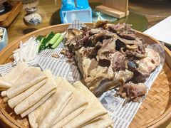 -鲤鱼塘农家山庄