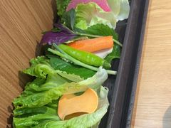 蔬菜拼盘-本家韩国烤肉(青岛万象城店)