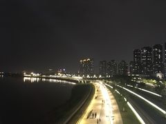 -南京眼步行桥