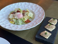 凯撒沙拉配卡真大虾-恰餐厅及酒吧CHAR Bar & Grill(北京三里屯洲际店)