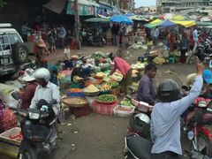 -吐斯廉屠杀博物馆