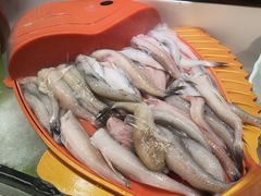 -四囍码头海鲜烧烤自助火锅(外滩南京东路悦荟广场店)