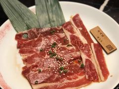 牛五花肉-山川小町·极番烧肉(新地假日广场店)