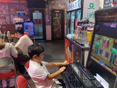 -蚝堡海鲜·威海菜·海肠捞饭·烧烤·亚洲吃蚝公司(幸福门店)