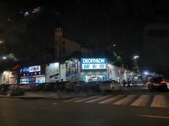 -迪卡侬(顺峰山店)