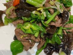 -犇逸·乐山跷脚牛肉·四川现炒(览海店)