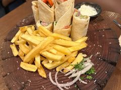 烟熏牛羊肉拼盘-Uncle Kosto科斯托·中东菜