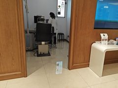 -亨得利眼镜(中山路一店)