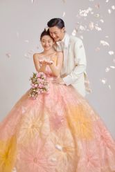 -喜爱高定婚纱摄影