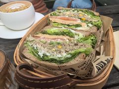 -萤火虫咖啡(砖著店)