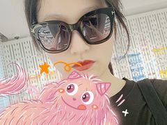 -目艮眼镜SHOWROOM(品牌集合店)