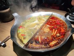 台式麻辣锅-湊湊火锅·茶憩(杭州湖滨银泰in77店)
